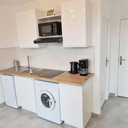 Maxbnb - Cozy - Climatise - Wifi Fibre - 10 Min A Pied Gare -4- Тулон