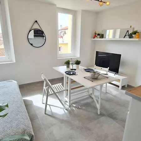 Maxbnb - Cozy - Climatise - Wifi Fibre - 10 Min A Pied Gare -4- Apartment